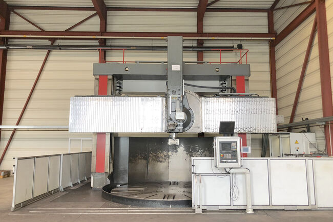 Wiederverkauf Drehbänken Vertical STANKO 1550 CNC gebraucht