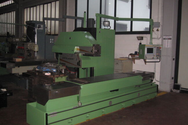 Wiederverkauf Fräsmachinen Bett-Typ DEBER DYNAMIC 2 CNC gebraucht