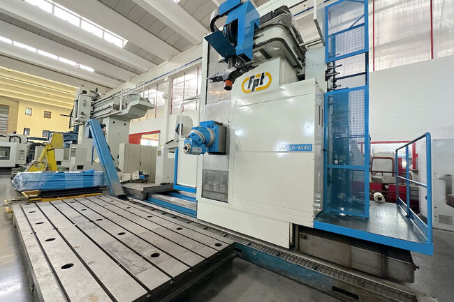 Wiederverkauf Fräsmachinen mobile Säule FPT AREA M40 gebraucht