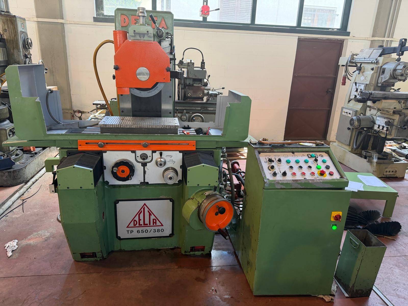 Wiederverkauf Schleifen Oberfläche DELTA TP 650/380 gebraucht