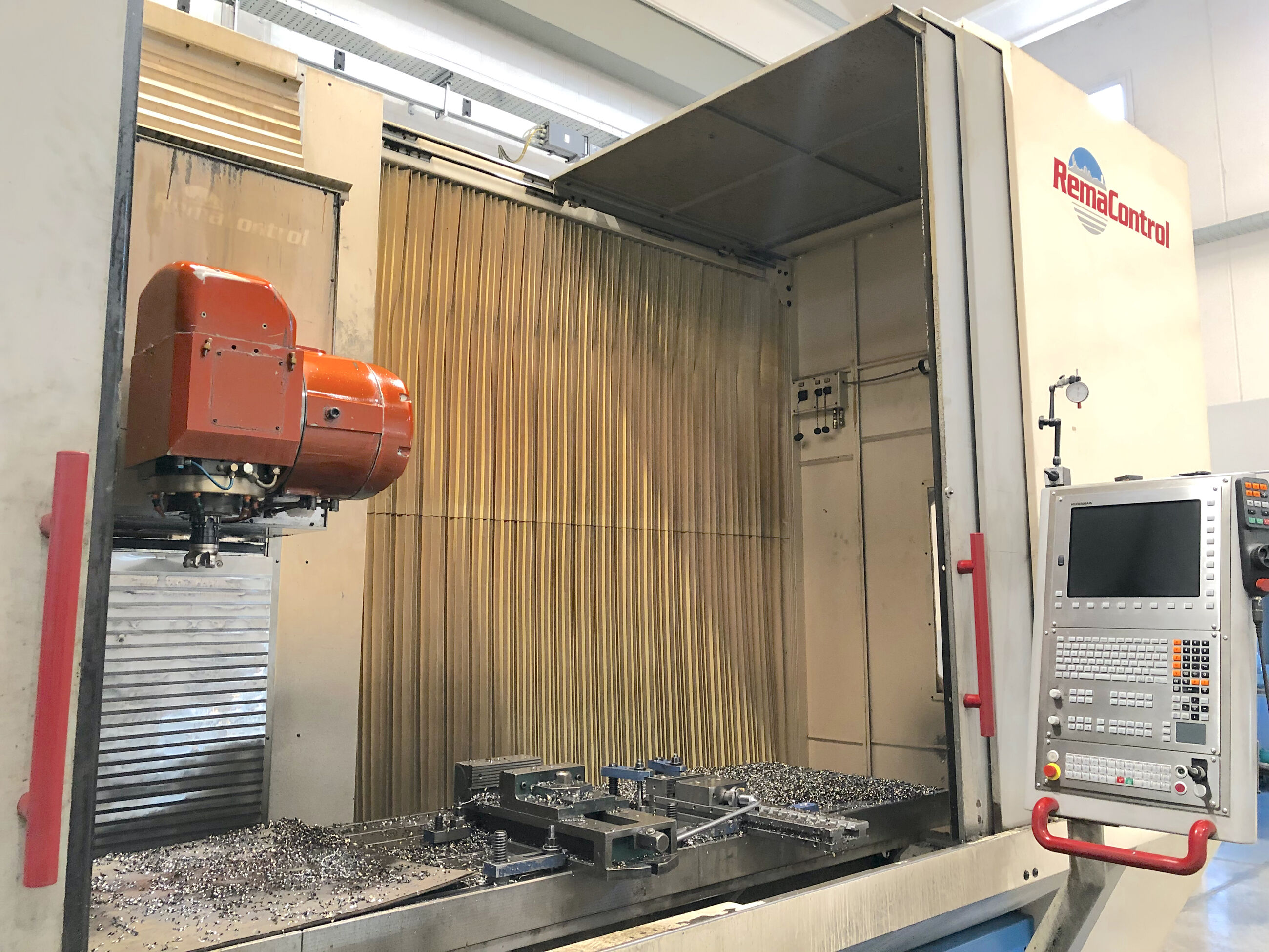 Wiederverkauf Bearbeitungszentren Mast vertikal bewegen REMA CONTROL LEONARD 5000 T5B gebraucht