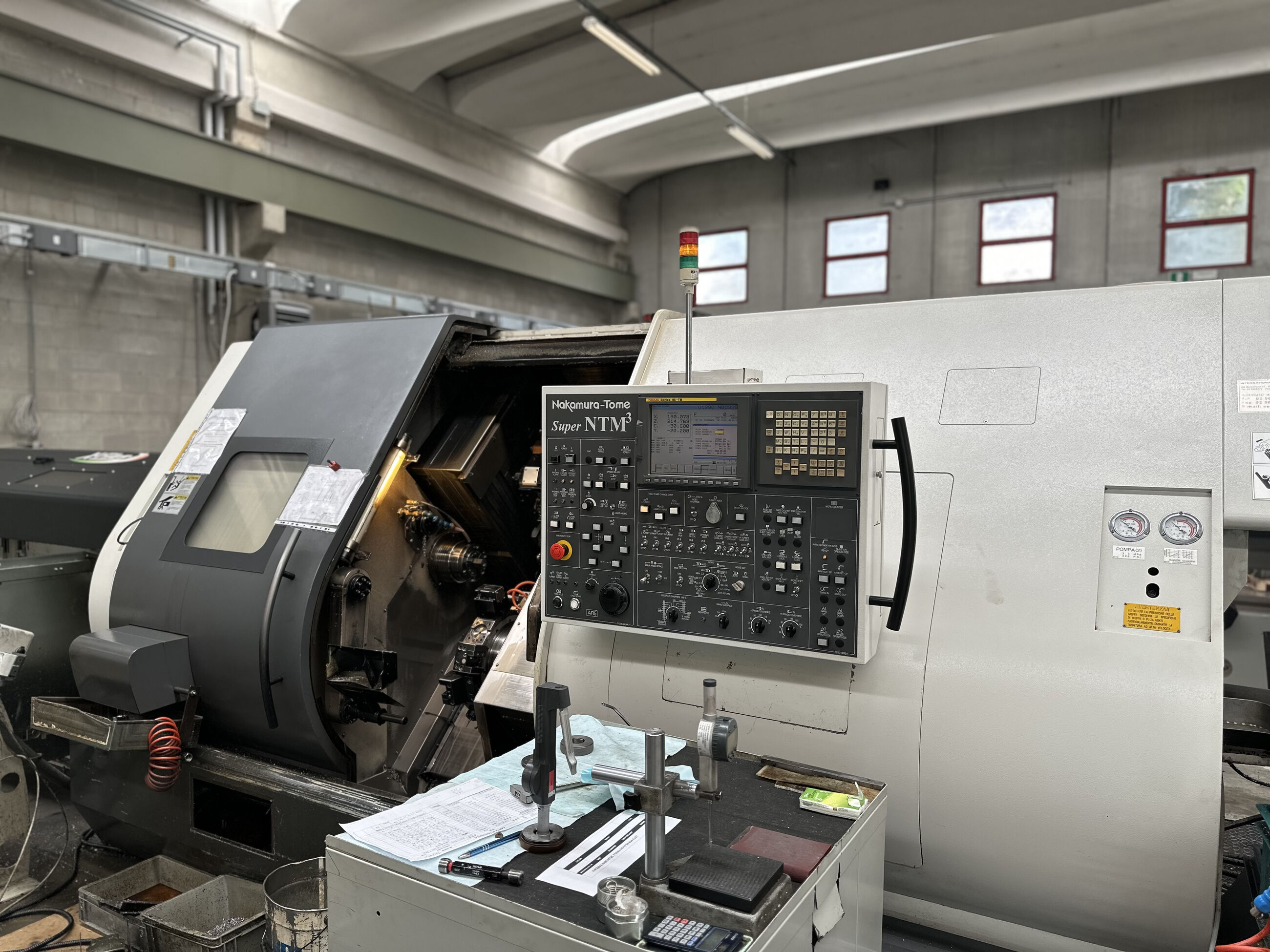 Wiederverkauf Drehbänken CNC NAKAMURA SUPER NTM3 gebraucht