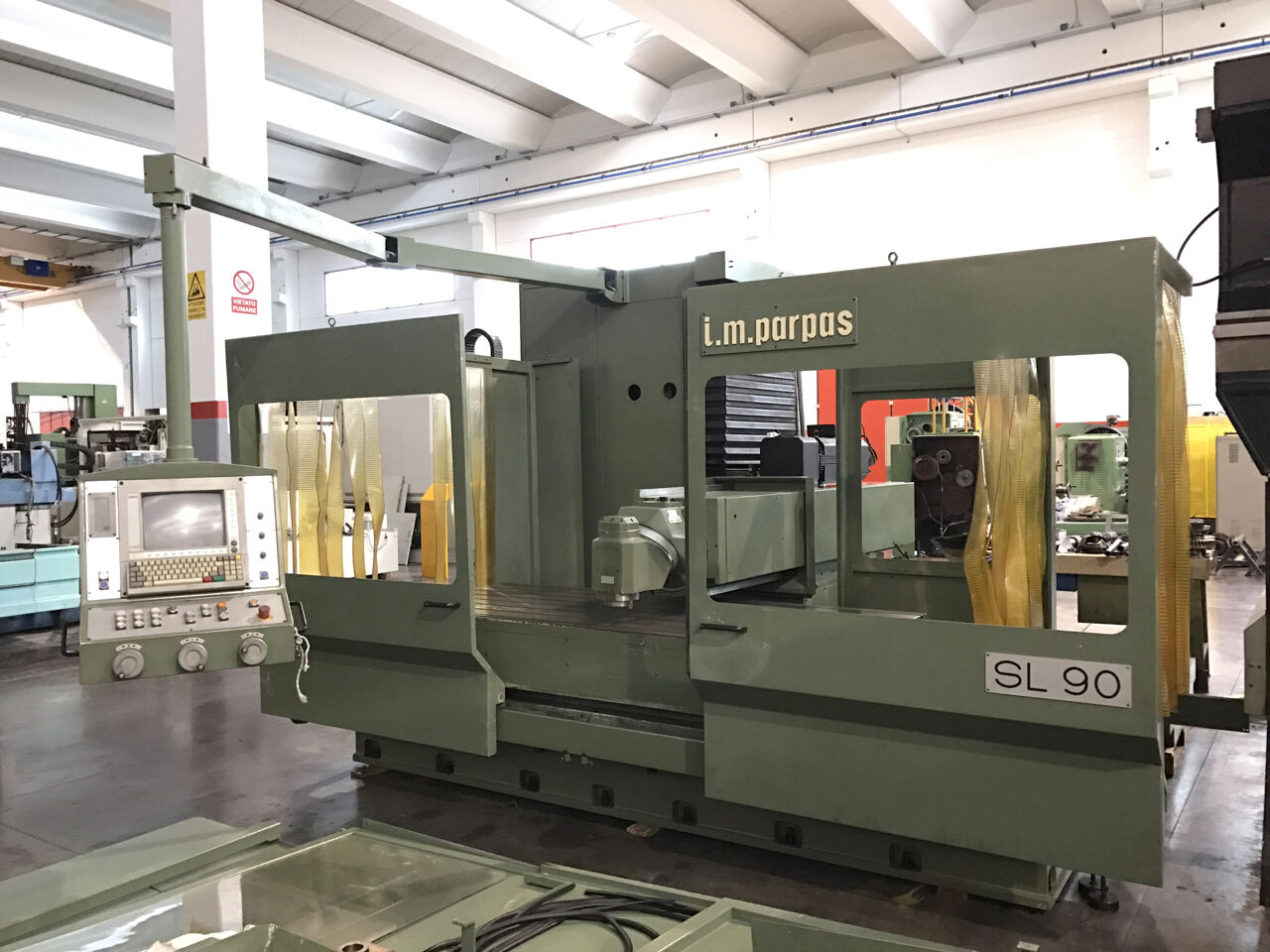 Wiederverkauf Fräsmachinen Bett-Typ PARPAS SL90/2000 gebraucht