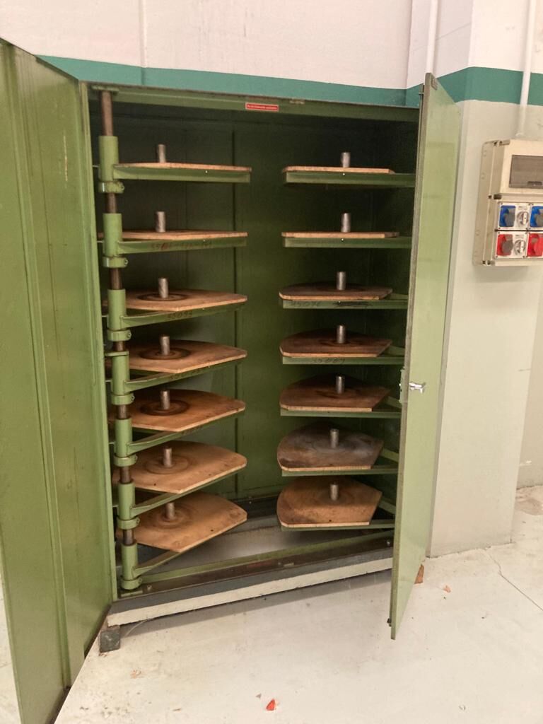 Wiederverkauf Zubehör Schränke zur Aufbewahrung von Schleifscheiben Armadi custodia mole rettifica gebraucht